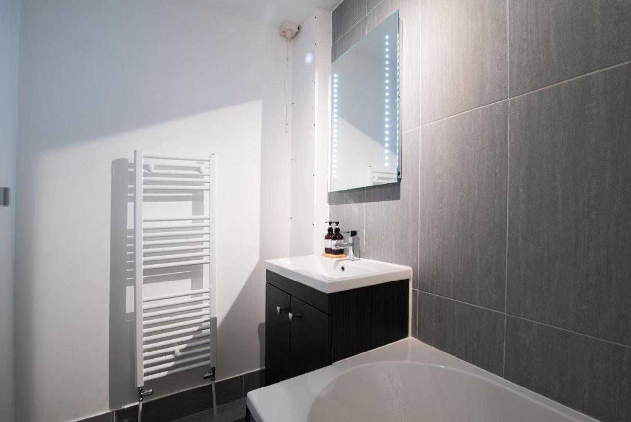 Ferienwohnung Immaculate 3 Bed House - Stunning Balcony Views Matlock  Exterior foto
